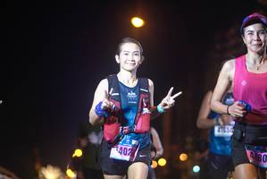 BIB: 41650, 080, 402
                            <button type="button" onclick="openModal(18286180)" class="btn btn-primary btn-sm float-right btn-popup" data-toggle="modal" data-target=".modal-high-quality">
                        <i class="fas fa-shopping-cart"></i> Add to Cart
                    </button>
                                            <button type="button" onclick="isThisMe(18286180, true)" class="btn btn-success btn-sm float-right btn-popup btn-isme hidden" data-toggle="tooltip" data-placement="bottom" title="นี่คือรูปของคุณใช่ไหม คลิกที่นี่เพื่อเอาเข้าอัลบั้ม">
                        <i class="fas fa-plus"></i> Add to album
                    </button>
                    <button type="button" onclick="isThisMe(18286180, false)" class="btn btn-warning btn-sm float-right btn-popup btn-isnotme hidden">
                        <i class="fas fa-ban"></i> Remove from album
                    </button>